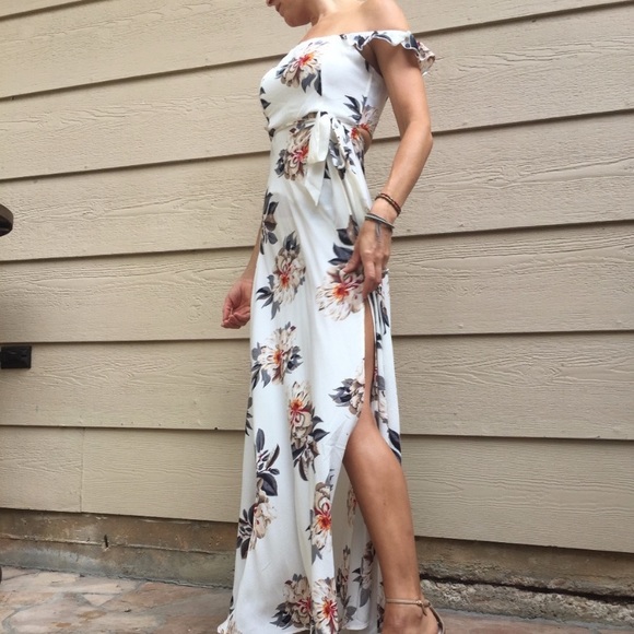 NWT L’ATISTE Floral Maxi - Picture 3 of 5